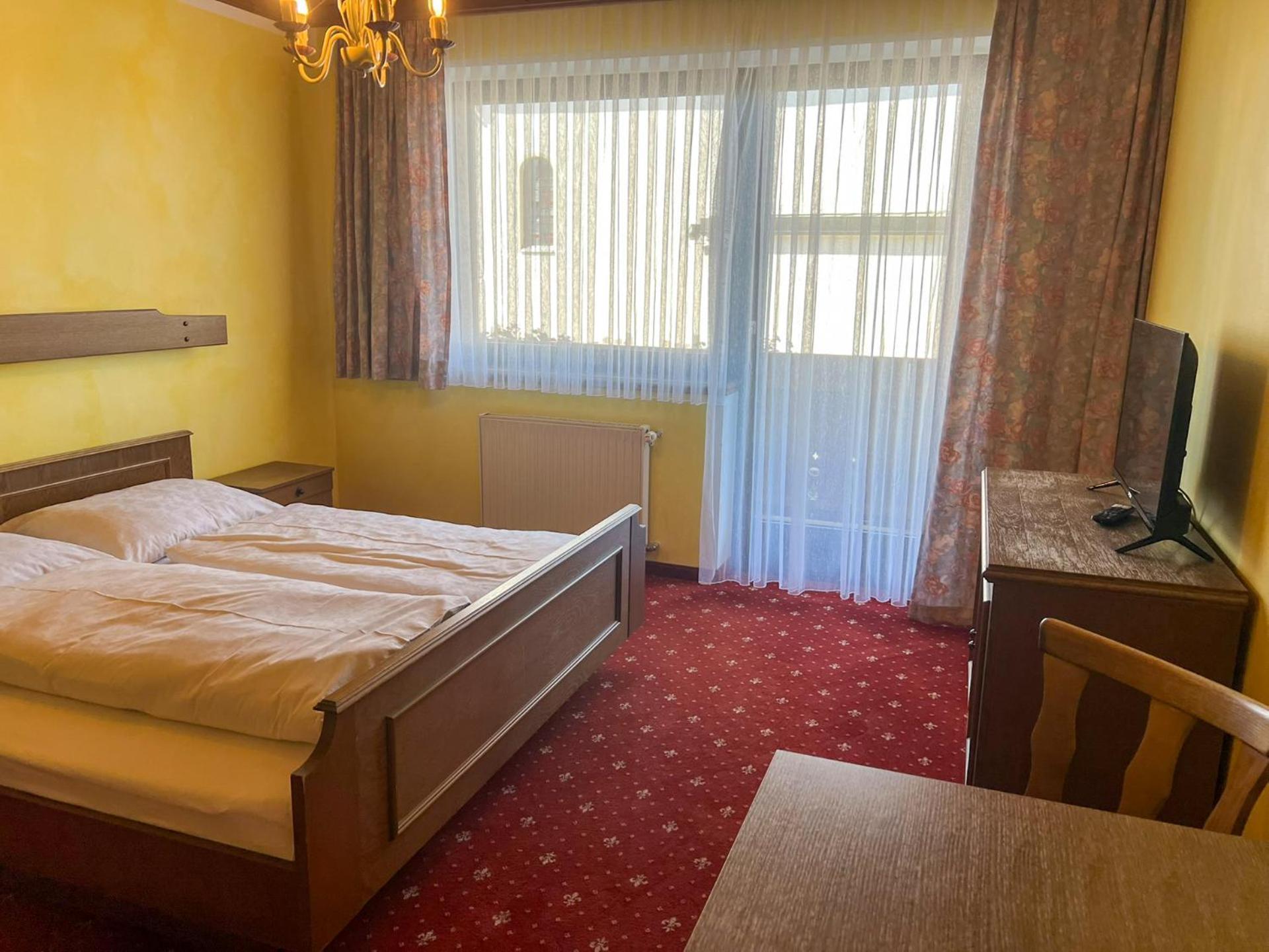 Hotel Kirchenwirt 3*